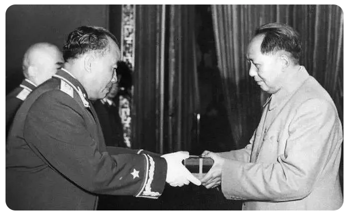 電影《開國將(jiāng)軍伉俪甘泗淇與李貞》